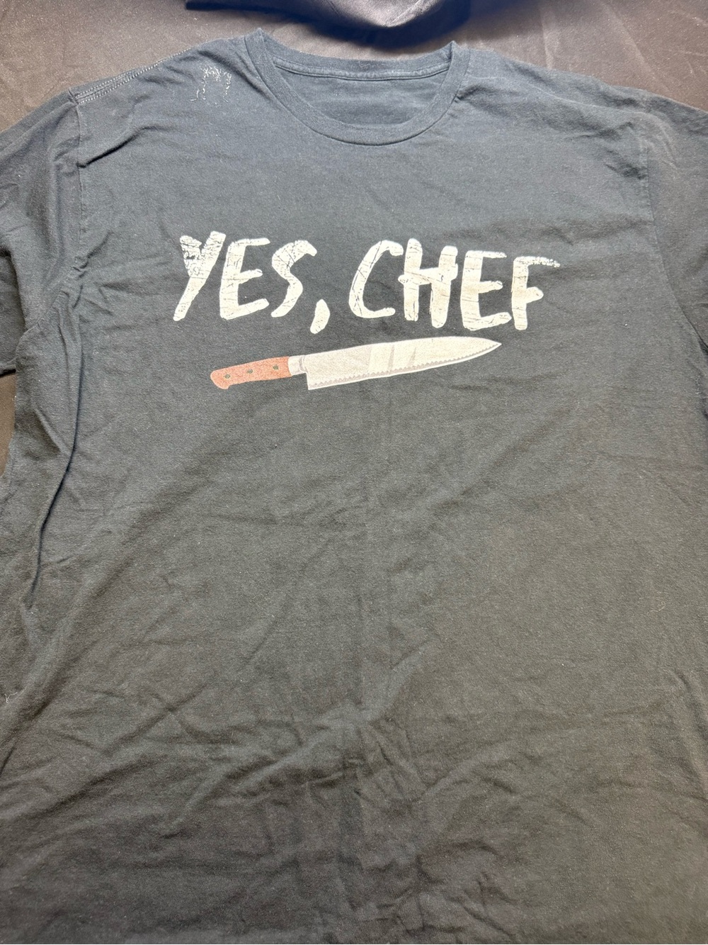 Gildan Black Short-Sleeve "Yes, Chef" Graphic Tee (XL)